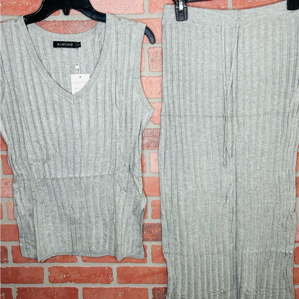 Womens gray two piece outfit